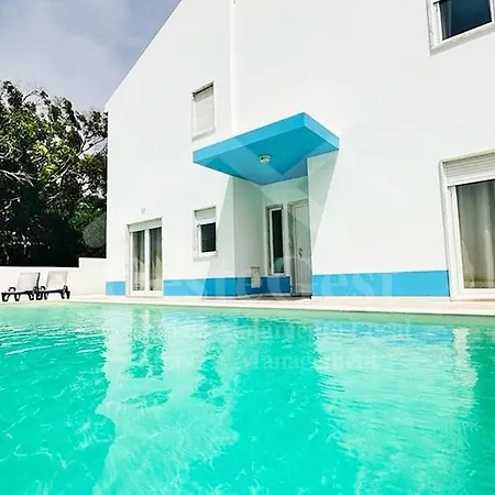 Vila Santa Efigenia Lourinhã