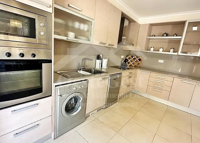 Santa Efigenia Лориньян