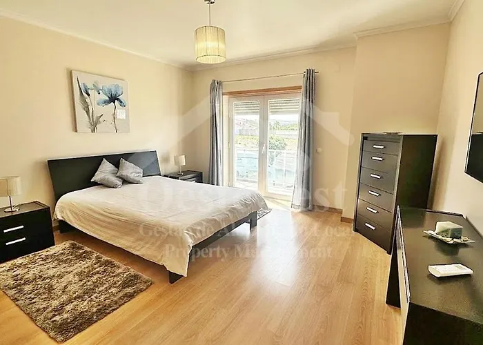 Santa Efigenia * Лориньян